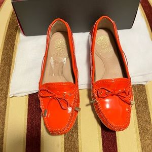 VINCE CAMUTO PAULA PRE-LOVED AUTHENTIC SANGRIA GENUINE PATENT LEATHER LOAFERS